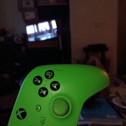 Xbox Series X + 2 TVs Bundle $300 OBO – Must Go