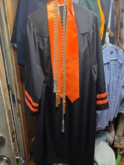 Graduation gowns  polytechnic/eastern hills