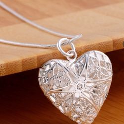 925 Sterling Silver Heart ❤️ Photo Frame Pendant Necklace 