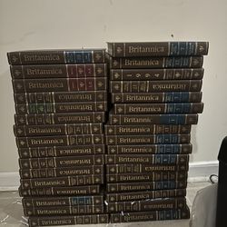 Encyclopedia Britannica — Complete 33-Volume Set (15th Ed.)