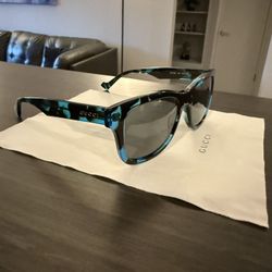 Gucci Sunglasses 