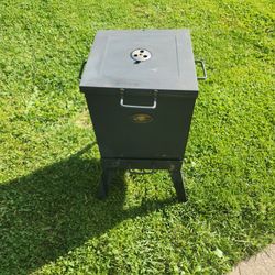 BBQ Barbecue Outdoor  Camping Backyard Classics Cube Smoker