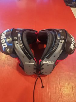 Riddell  Football Shoulder Pads