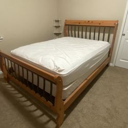 Queen Size Bed w/mattress And End Table!