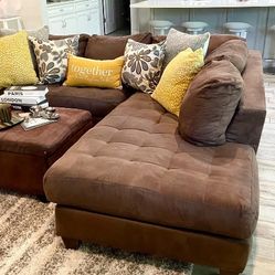 Beautiful Brown Sectional + Ottoman 