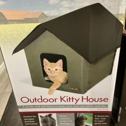 Outdoor Kitty House 