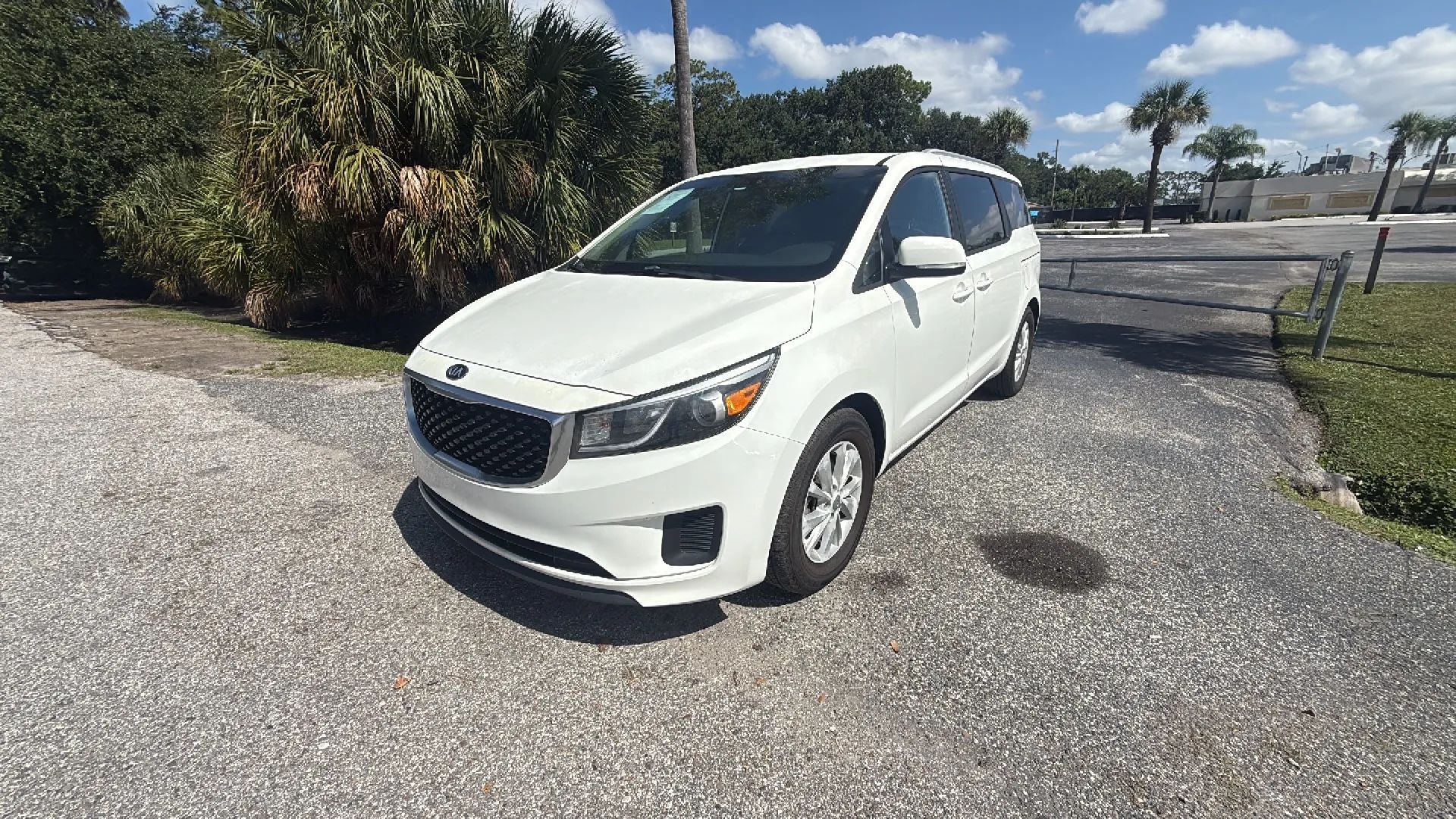2016 KIA Sedona LX
