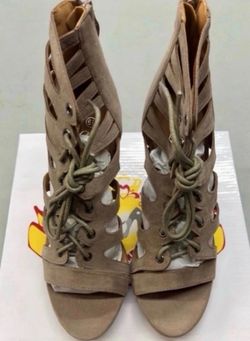 Women’s Heels Shoes Size 6.5