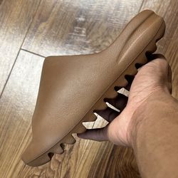 Adidas Yeezy Slide “Flax”