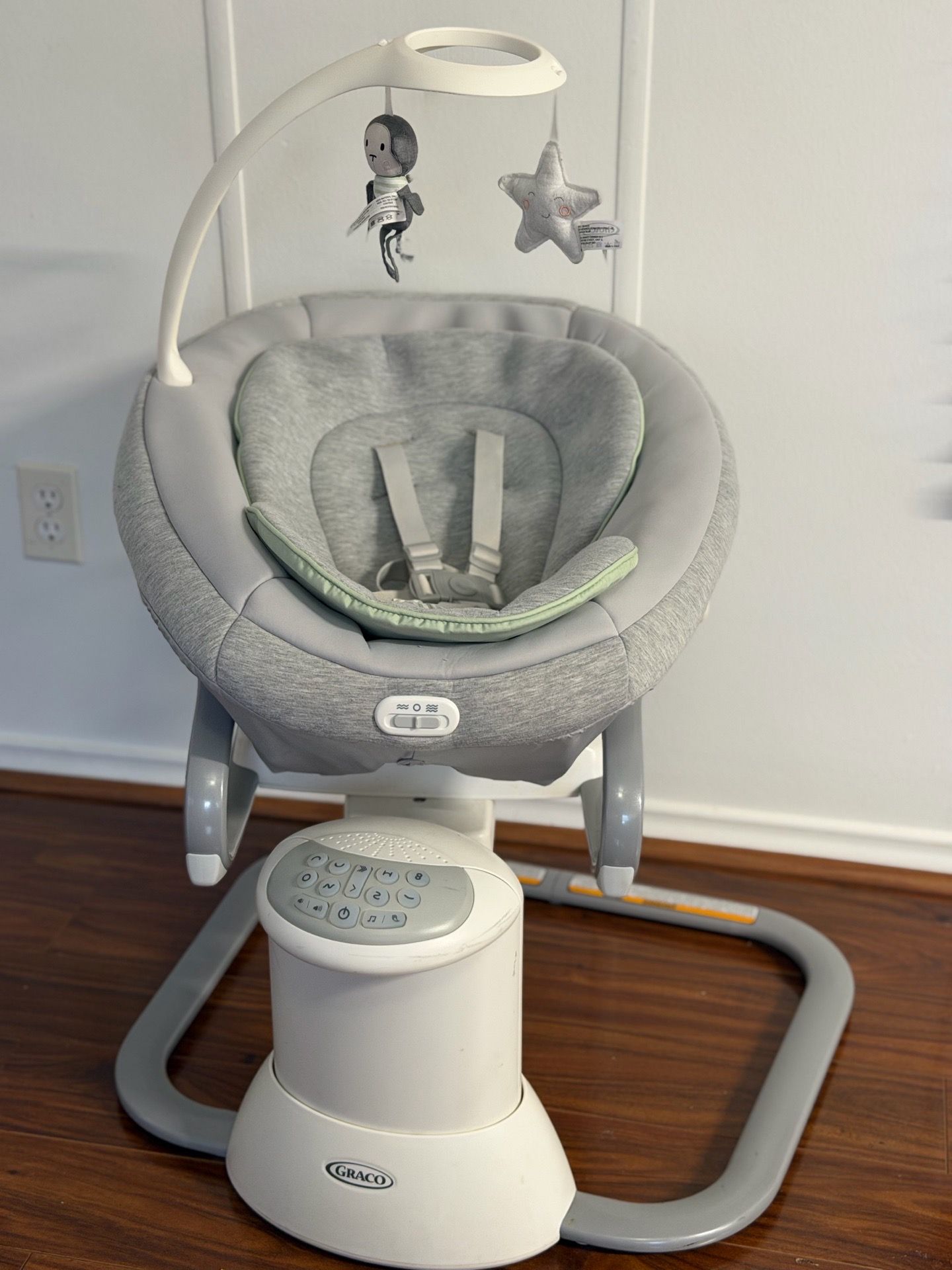 Graco soothe my way baby swing with removable rocker