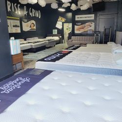 Mattress Clearance Sale! All sizes Twin Full Queen King and Cali King Bed! Financing Available and No Appointment Needed!
