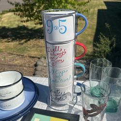 Dolly Parton Set Of 4 Stacked Mugs