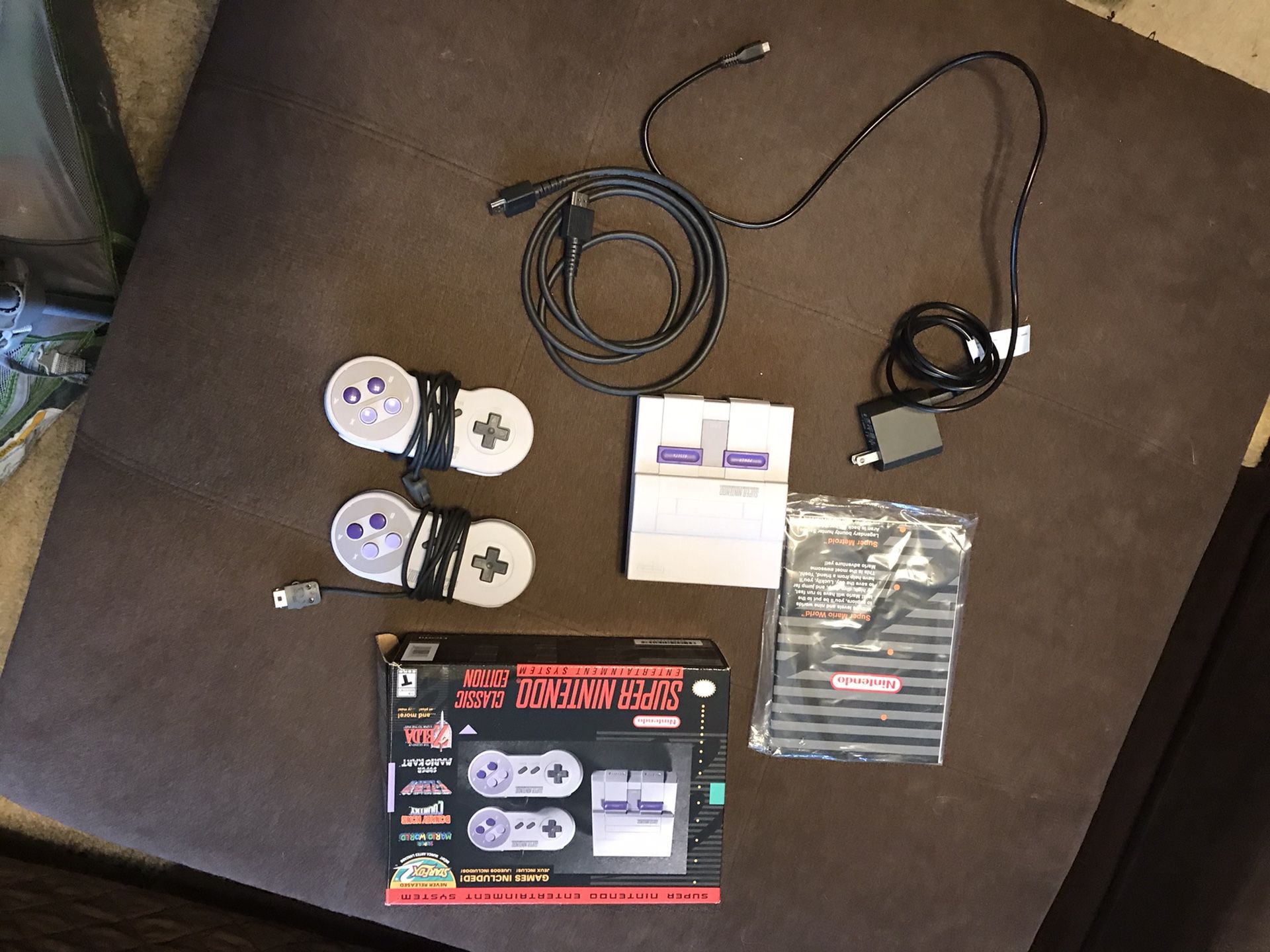 Nintendo SNES Classic (barely used)