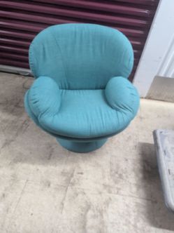 Modern blue séeeat