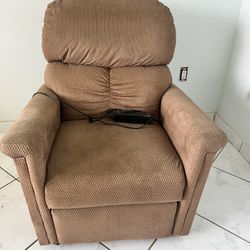 FREE POWER LIFT RECLINER