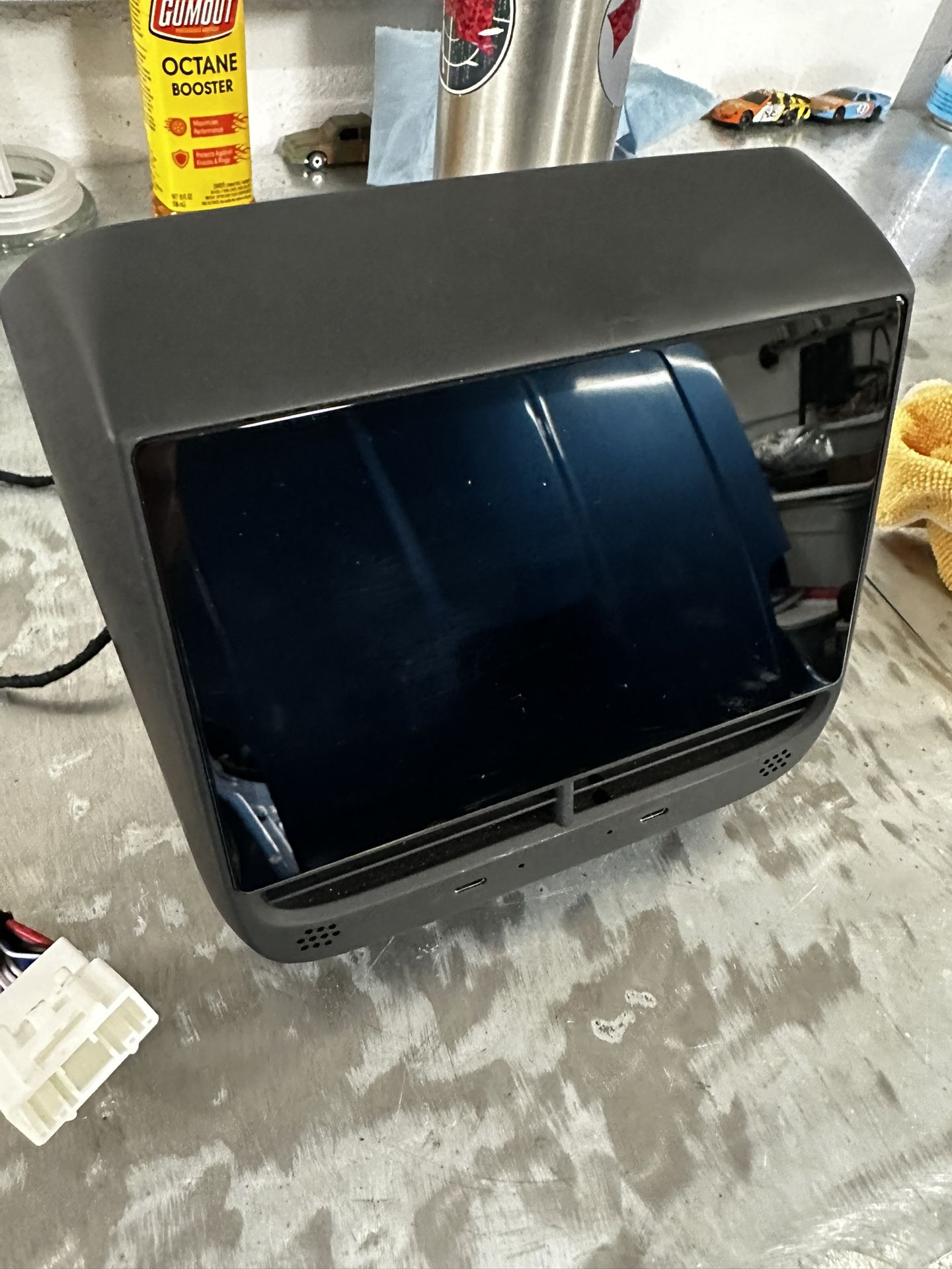 Tesla Model 3 Rear Passenger Media Screen For Netflix 2017-2020