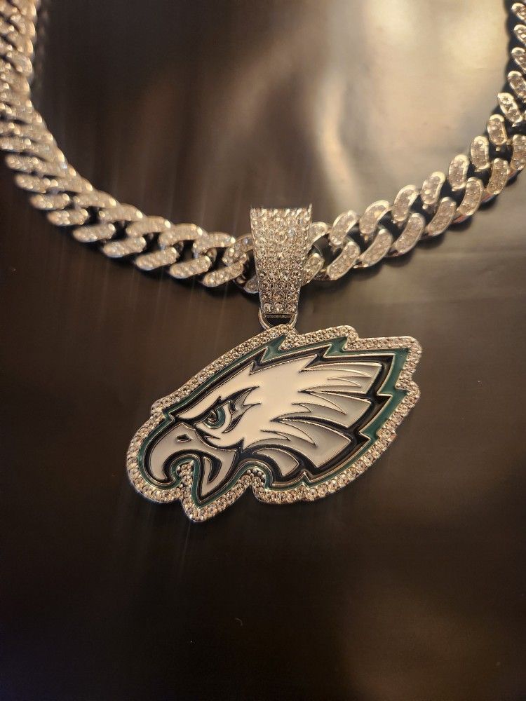 Philadelphia Eagles Silver Colored Bling Necklace 