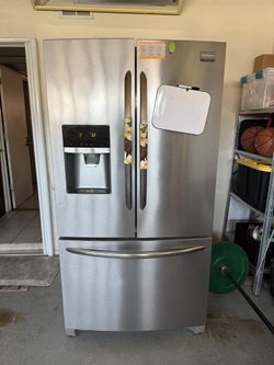 Frigidaire Refrigerator