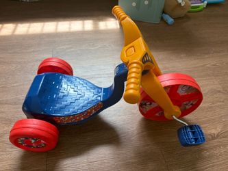 Spiderman Toddler Tricycle Ride-On