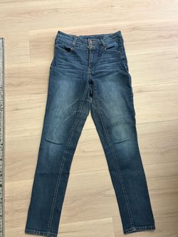 High-Rise Skinny Jeans Medium Wash