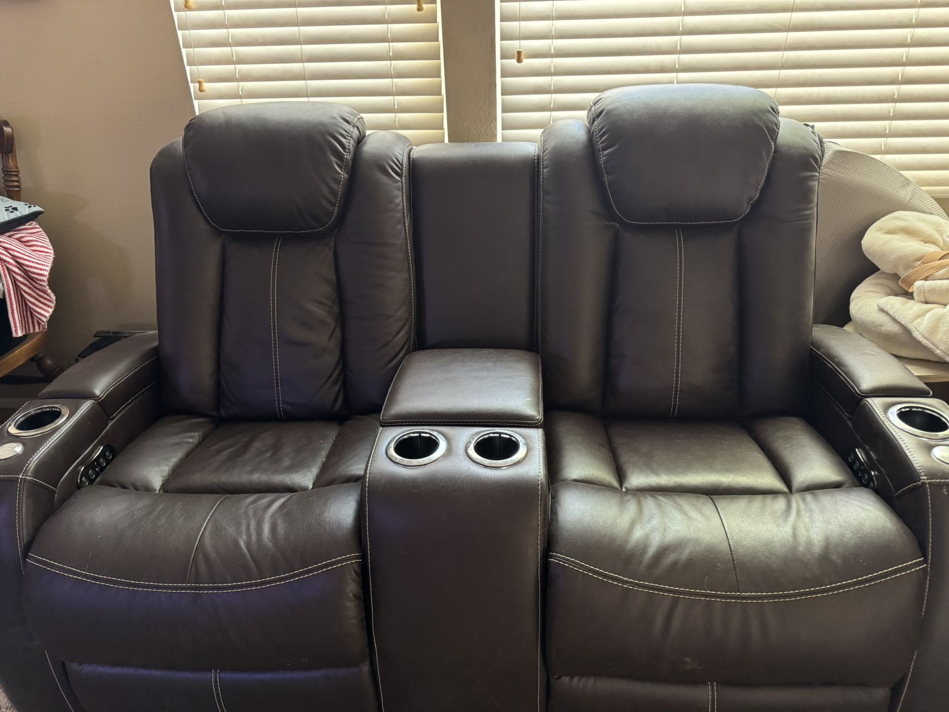 Theater Seat/Recliner Couch
