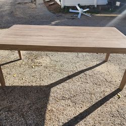 6ft x 3 ft dining table
