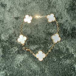 Mother Of Pearl Van Cleef Bracelet 7.5in