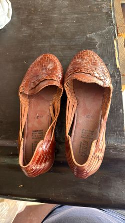 Mexican guaraches de piel