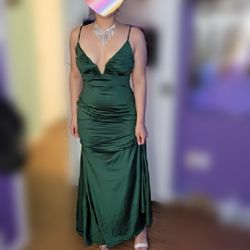 Green Elegant Prom Dress