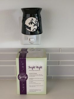 Scentsy Halloween Fright Night Plug-In Wax Warmer