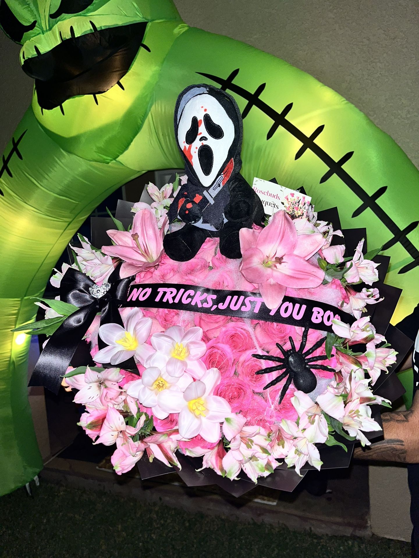 Ghostface Ramo/ Bouquet