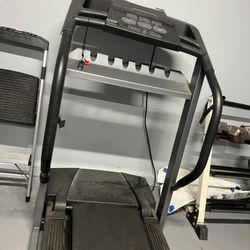 Treadmill W/incline 