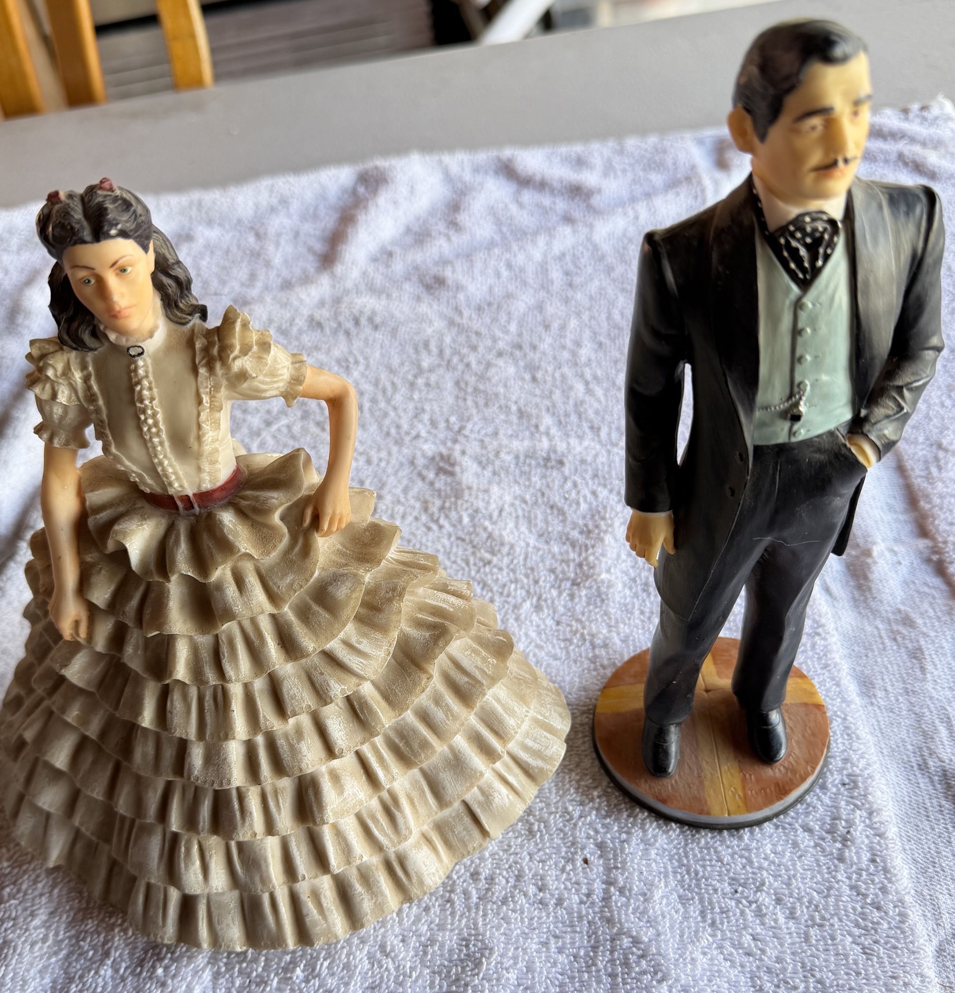 Gone With The Wind Figurines Rhett And Scarlet