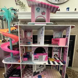 LOL Doll House