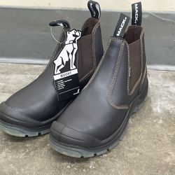 Brand new mack boots