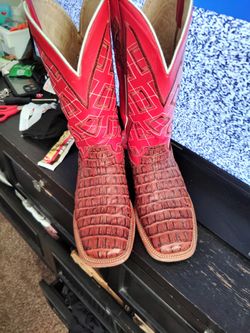 Gator Boots Red