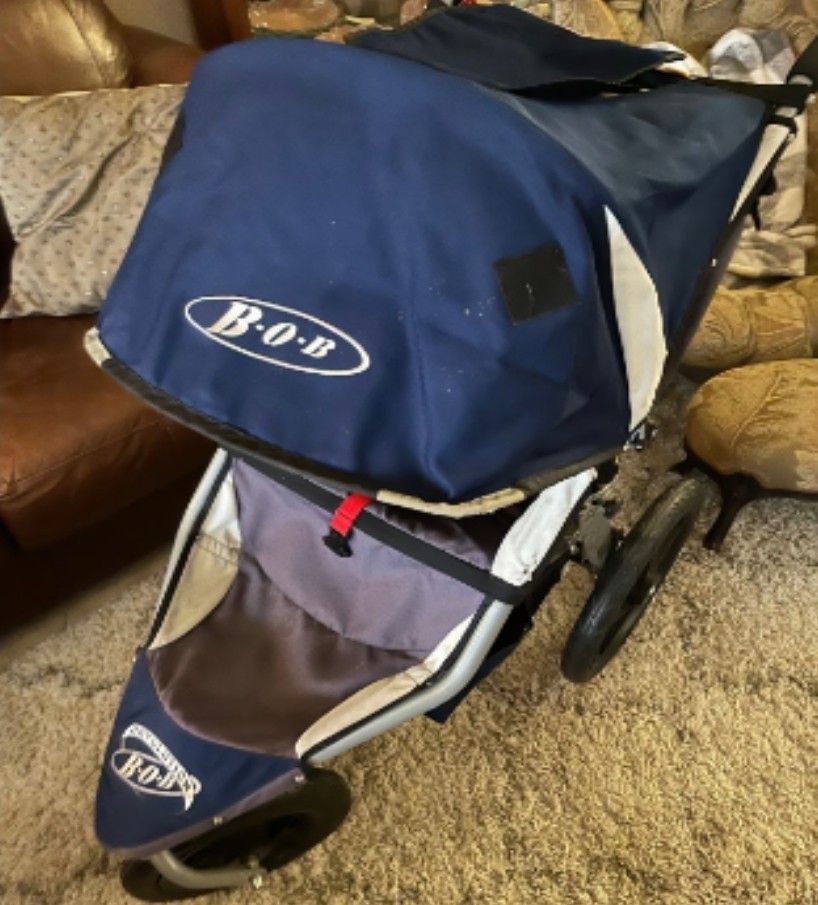 BoB Revolution Jogging Stroller