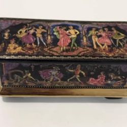 1991 Ardleigh Elliott & Sons Russian Nutcracker Ballet Music Box, in great shape