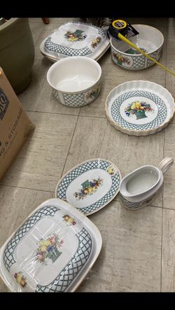 Collection of Vintage Villeroy & Boch BASKET pattern dishes