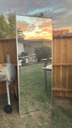 MIRROR 31 widest by 77 LONGITUDE