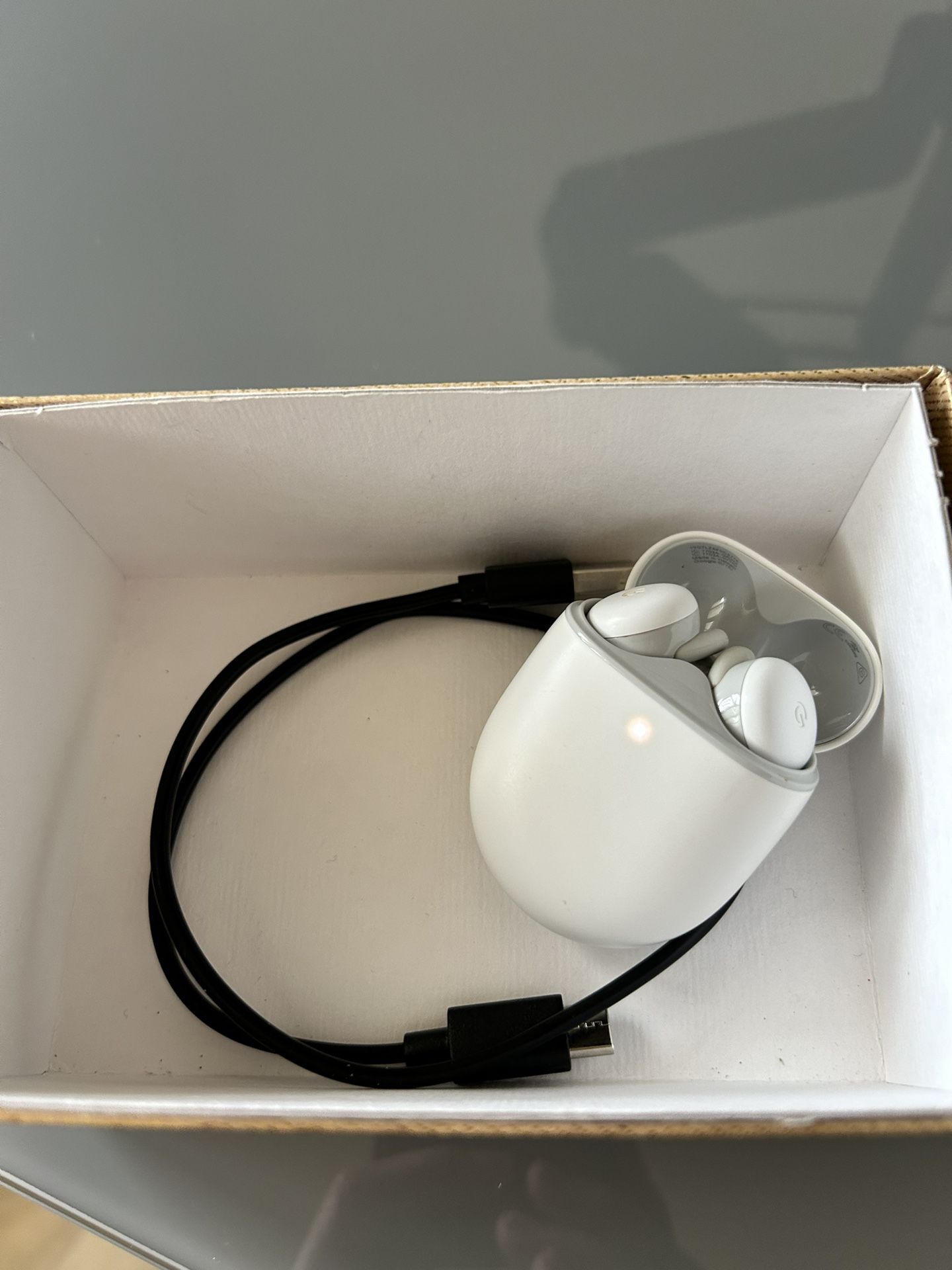 Google Pixel Earbuds