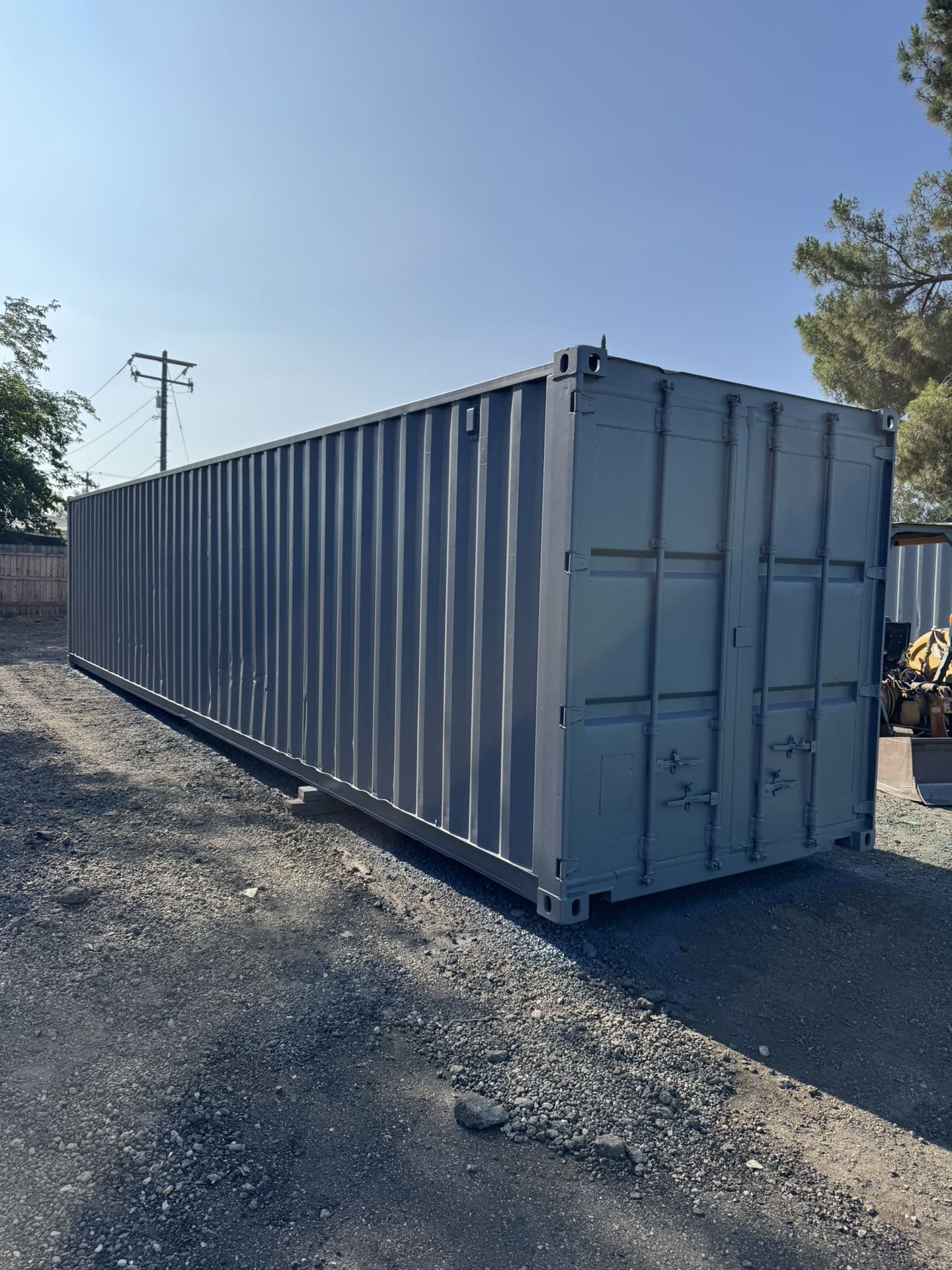 40 Foot Shipping Containers With Fresh Paint