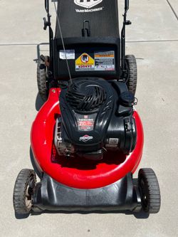 Yard machine push lawnmower