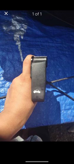 Car Hood releaser lever