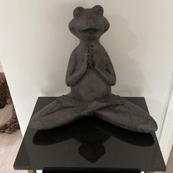 16 “ Yoga Frog