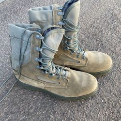 GoreTex Waterproof Boots Size 10