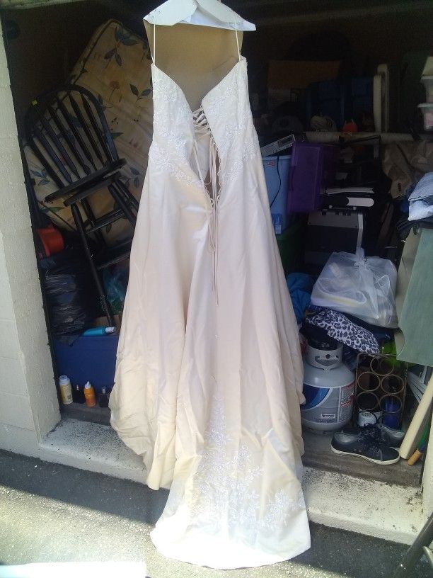 Wedding Dresse