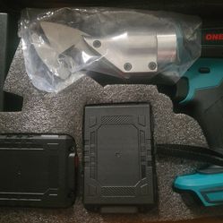 Cordless electric metal shear