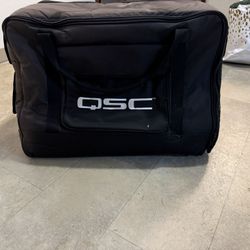 QSC KLA 1000W 12 inch powered line array speaker