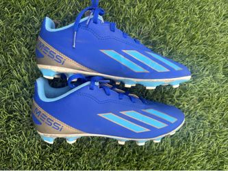 Messi cleats kids 4